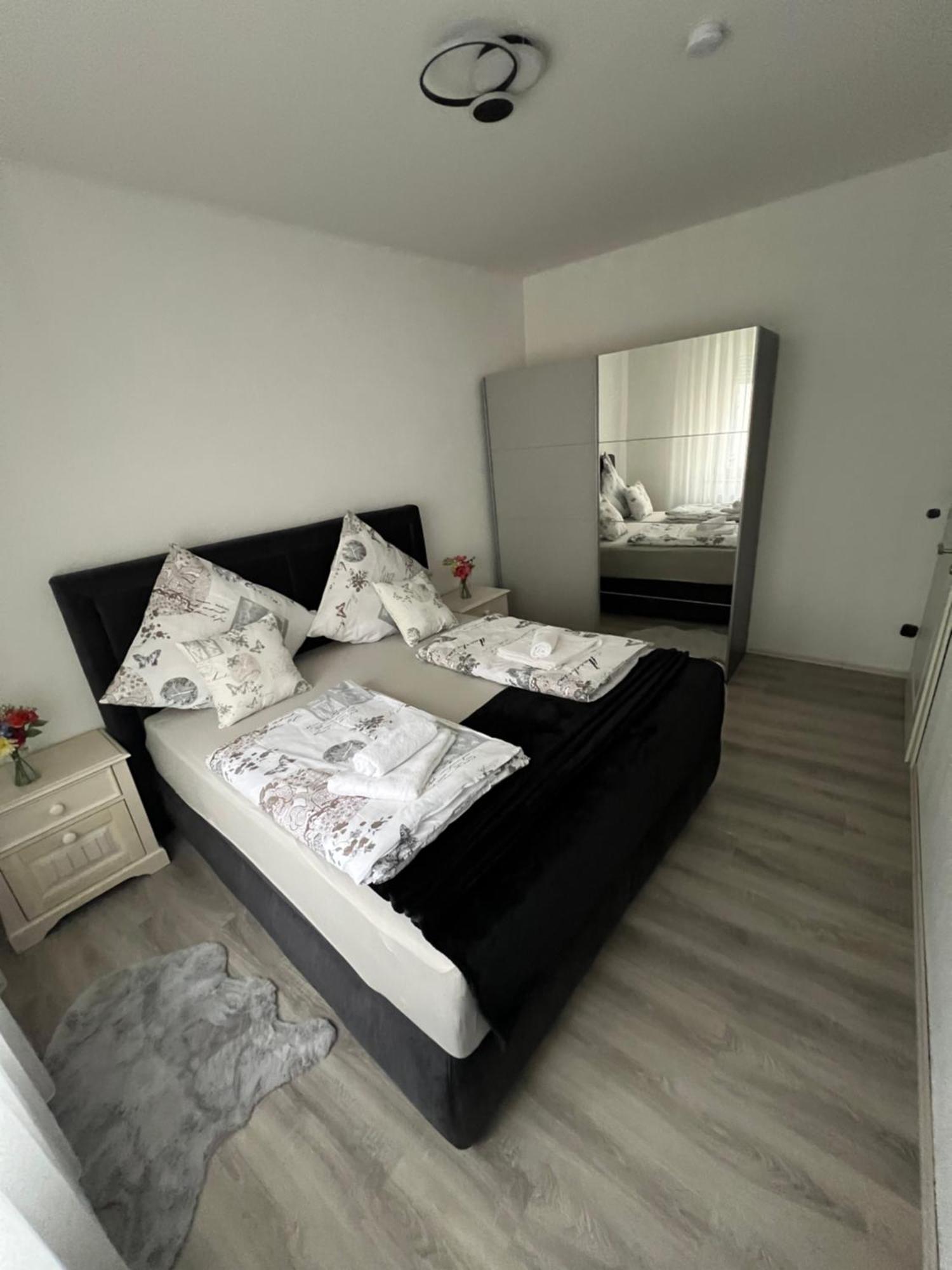 Apartment 1 In Duisburg-Mitte, Altstadt Ngoại thất bức ảnh